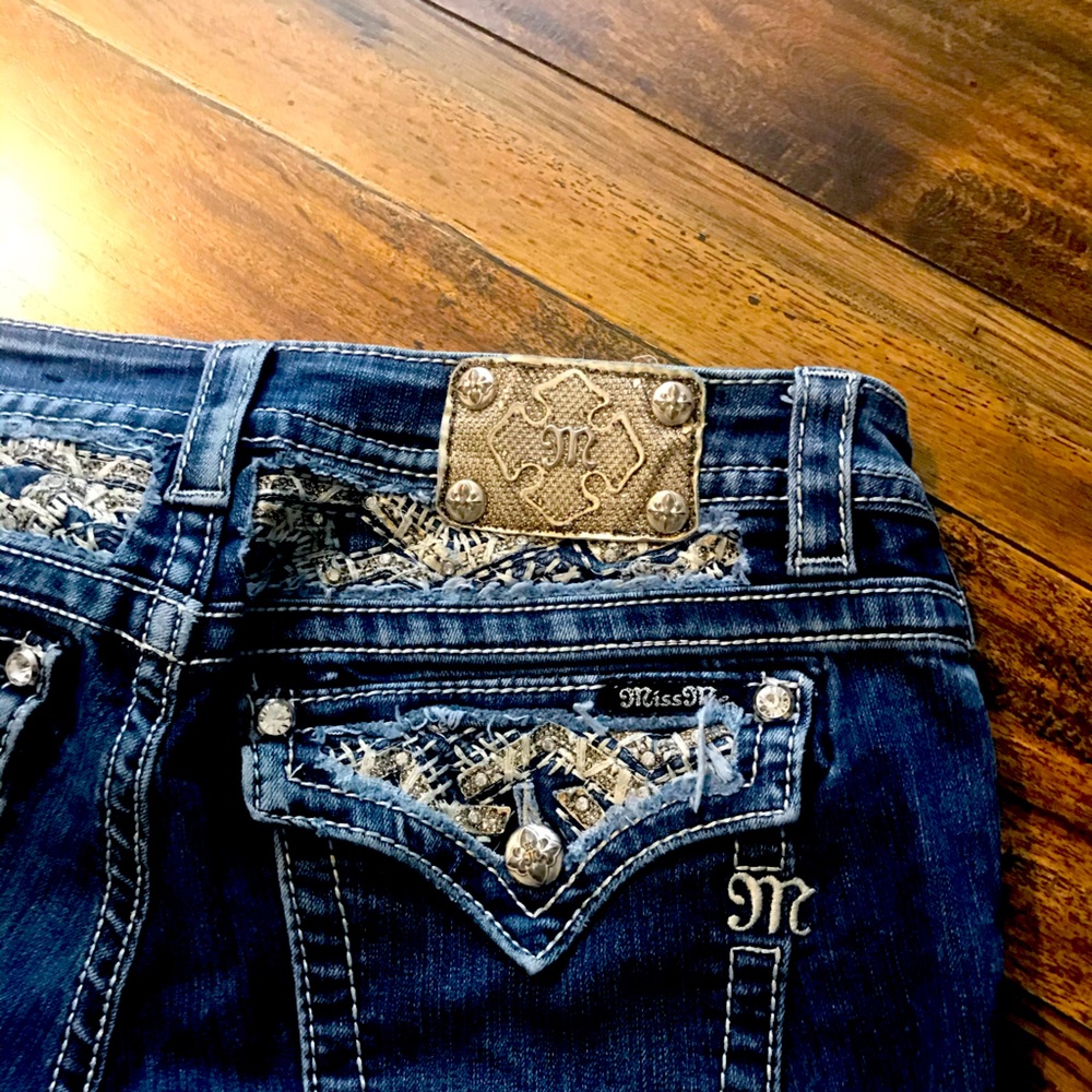 Miss Me Boot Cut Jeans Size 31